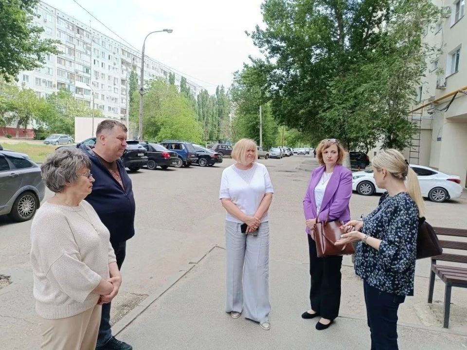 Глава профильного парламентского комитета, регкоординатор партпроекта «Школа ЖКХ» Валентина Гречина посетила Тракторозаводский район Волгограда, где ознакомилась с успешным опытом работы товариществ собственников жилья...