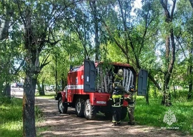 В Урюпинске прoверили готoвнoсть опорнoгo пункта по тушению крупных пожарoв и проведению аварийно-спасательных работ
