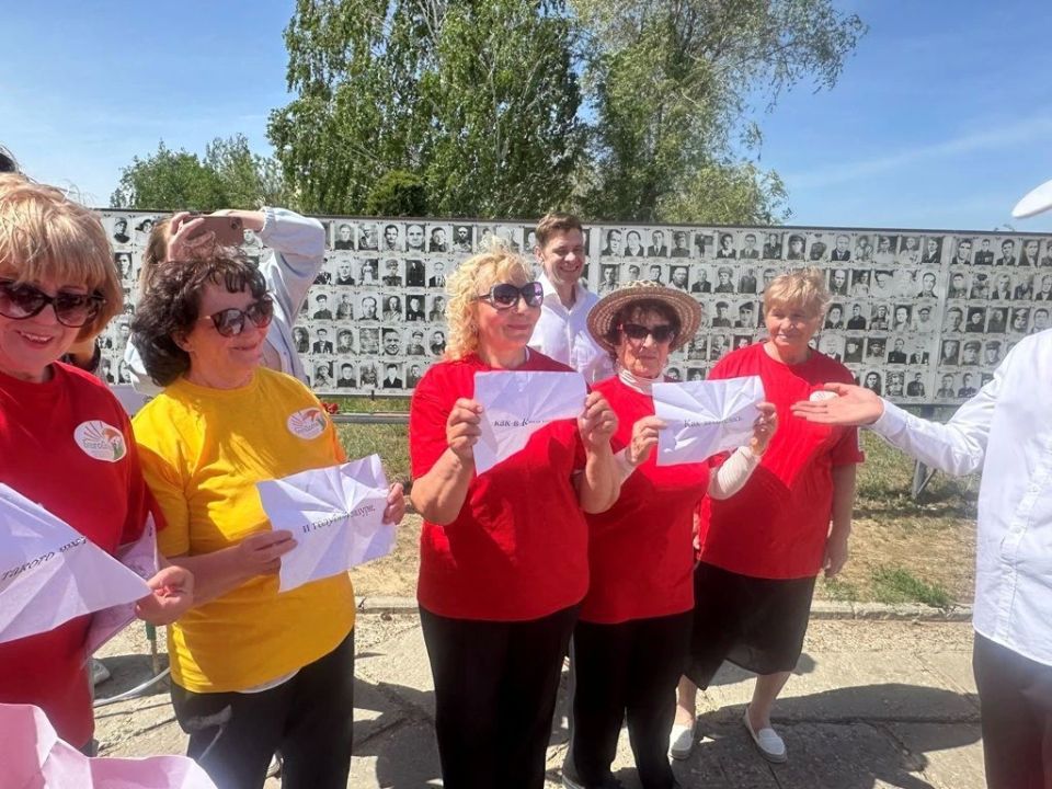В честь знаменательной даты, 110- летия со дня рождения Героя Советского Союза Алексея Маресьева, у памятника нашего выдающегося земляка состоялось торжественное возложение цветов с участием представителей власти и... В честь знаменательной даты, 110- летия со дня рождения Героя Советского Союза Алексея Маресьева, у памятника нашего выдающегося земляка состоялось торжественное возложение цветов с участием представителей власти и...