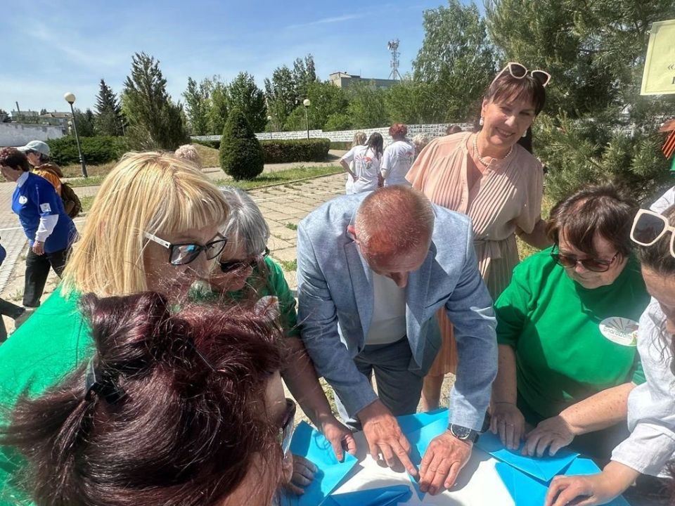 В честь знаменательной даты, 110- летия со дня рождения Героя Советского Союза Алексея Маресьева, у памятника нашего выдающегося земляка состоялось торжественное возложение цветов с участием представителей власти и... В честь знаменательной даты, 110- летия со дня рождения Героя Советского Союза Алексея Маресьева, у памятника нашего выдающегося земляка состоялось торжественное возложение цветов с участием представителей власти и...