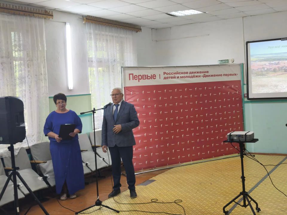 В Мокроольховской школе Котовского района открыли агротехкласс в рамках региональной программы по профориентации в сфере АПК В Мокроольховской школе Котовского района открыли агротехкласс в рамках региональной программы по профориентации в сфере АПК