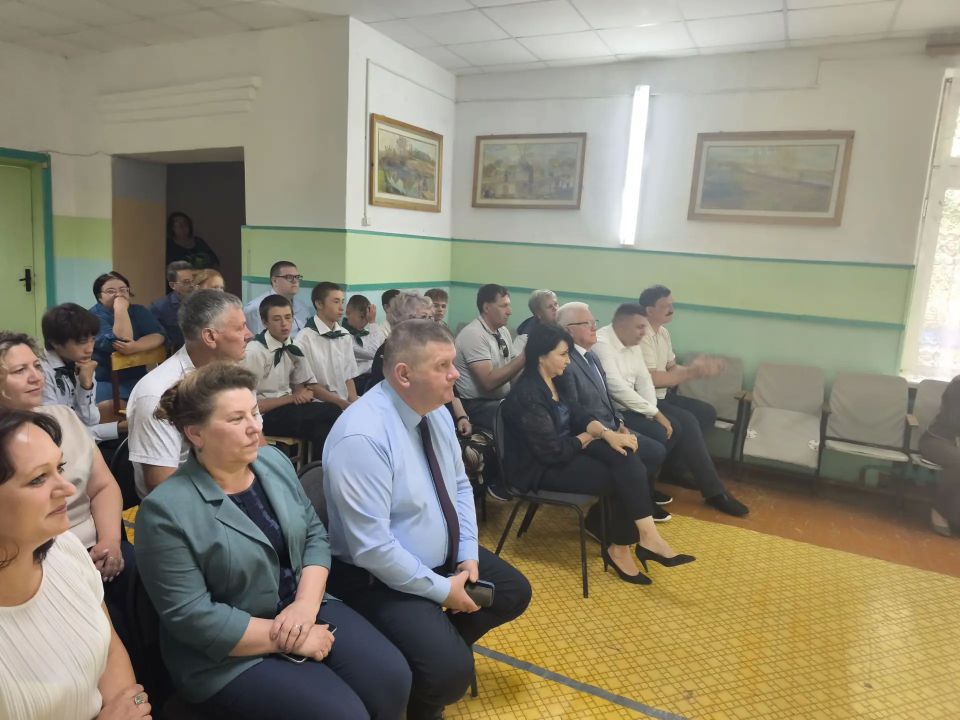 В Мокроольховской школе Котовского района открыли агротехкласс в рамках региональной программы по профориентации в сфере АПК В Мокроольховской школе Котовского района открыли агротехкласс в рамках региональной программы по профориентации в сфере АПК