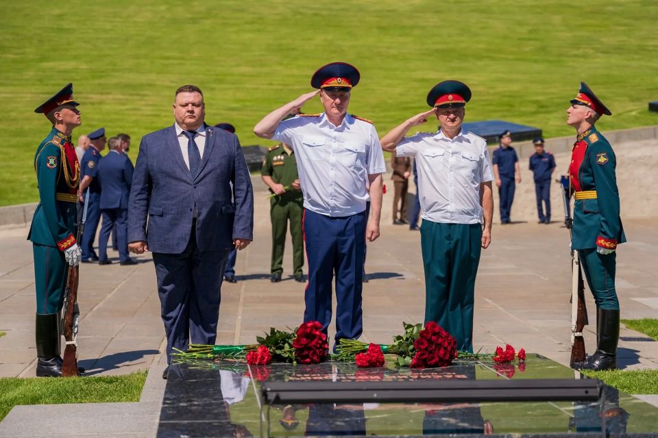 В Волгограде состоялось торжественное открытие VII Слета кадет и Кадетской Спартакиады СК России В Волгограде состоялось торжественное открытие VII Слета кадет и Кадетской Спартакиады СК России