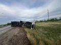 Водитель пострадал при опрокидывании грузовика в Красноармейском районе Волгограда, он госпитализирован, сообщает ГУ МВД России по региону