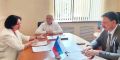 Депутат Волгоградской облдумы Александр Шевченко провёл рабочее совещание с главой Николаевского района Анжеликой Гребенниковой и заместителем губернатора Василием Ивановым по вопросу подготовки к проведению «парламентского...