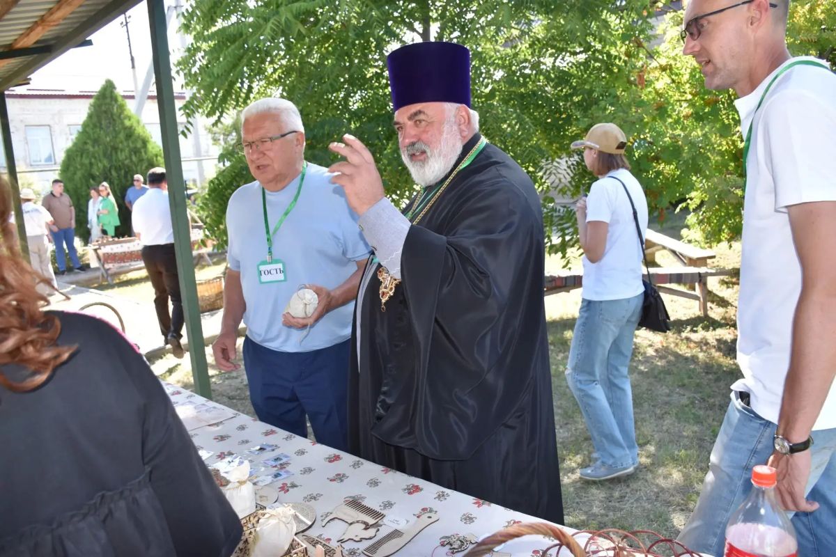 В селе Нижняя Добринка Камышинского района прошел пятый юбилейный фестиваль народного творчества «Родники культуры» В селе Нижняя Добринка Камышинского района прошел пятый юбилейный фестиваль народного творчества «Родники культуры»