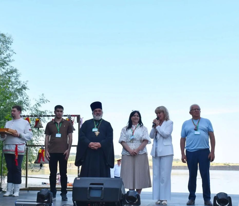 В селе Нижняя Добринка Камышинского района прошел пятый юбилейный фестиваль народного творчества «Родники культуры» В селе Нижняя Добринка Камышинского района прошел пятый юбилейный фестиваль народного творчества «Родники культуры»