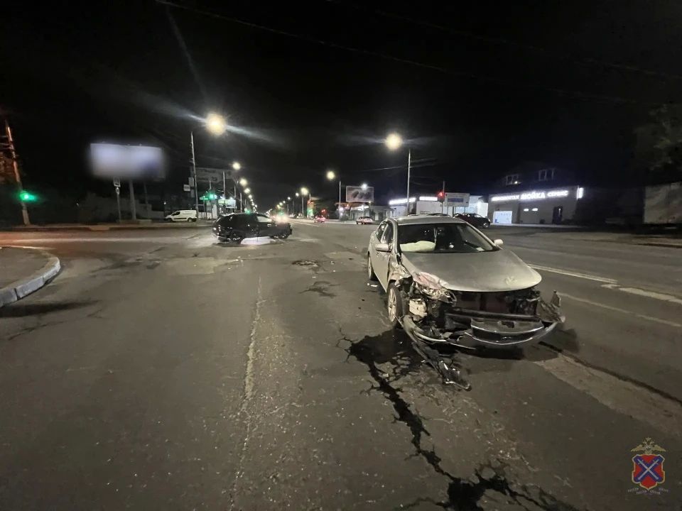 ннолетнюю девочку, доставлены с медучреждение ннолетнюю девочку, доставлены с медучреждение