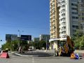 Недавно водители и пешеходы увидели еще одно новшество: на пересечении Невской и Новороссийской соорудили островок безопасности