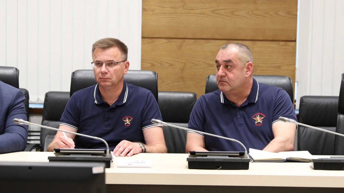 Законопроект, посвященный увековечению памяти подвига участников СВО, рассмотрен на заседании парламентского комитета по бюджетной, финансовой и налоговой политике под председательством Михаила Струка и на заседании комитета... Законопроект, посвященный увековечению памяти подвига участников СВО, рассмотрен на заседании парламентского комитета по бюджетной, финансовой и налоговой политике под председательством Михаила Струка и на заседании комитета...