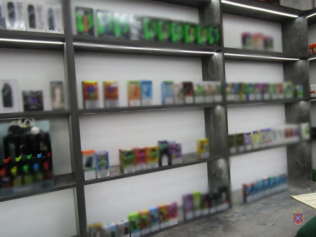 Немаркированную никотиносодержащую продукцию на сумму более 2,2 млн рублей изъяли у ИП в Нехаевском районе Волгоградской области, сообщает ГУ МВД России по региону