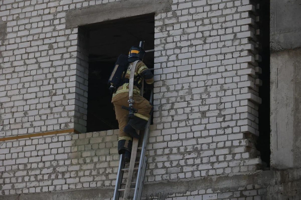 За минувшие сутки в Волгоградской области не произошло ни одной чрезвычайной ситуации, а на водных объектах обошлось без происшествий, однако пожарно-спасательные подразделения дважды выезжали на ликвидацию последствий...