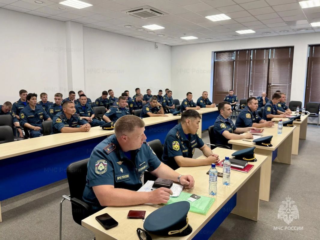В Волгограде выбирают лучшее звено газодымозащитной службы Южного федерального округа В Волгограде выбирают лучшее звено газодымозащитной службы Южного федерального округа