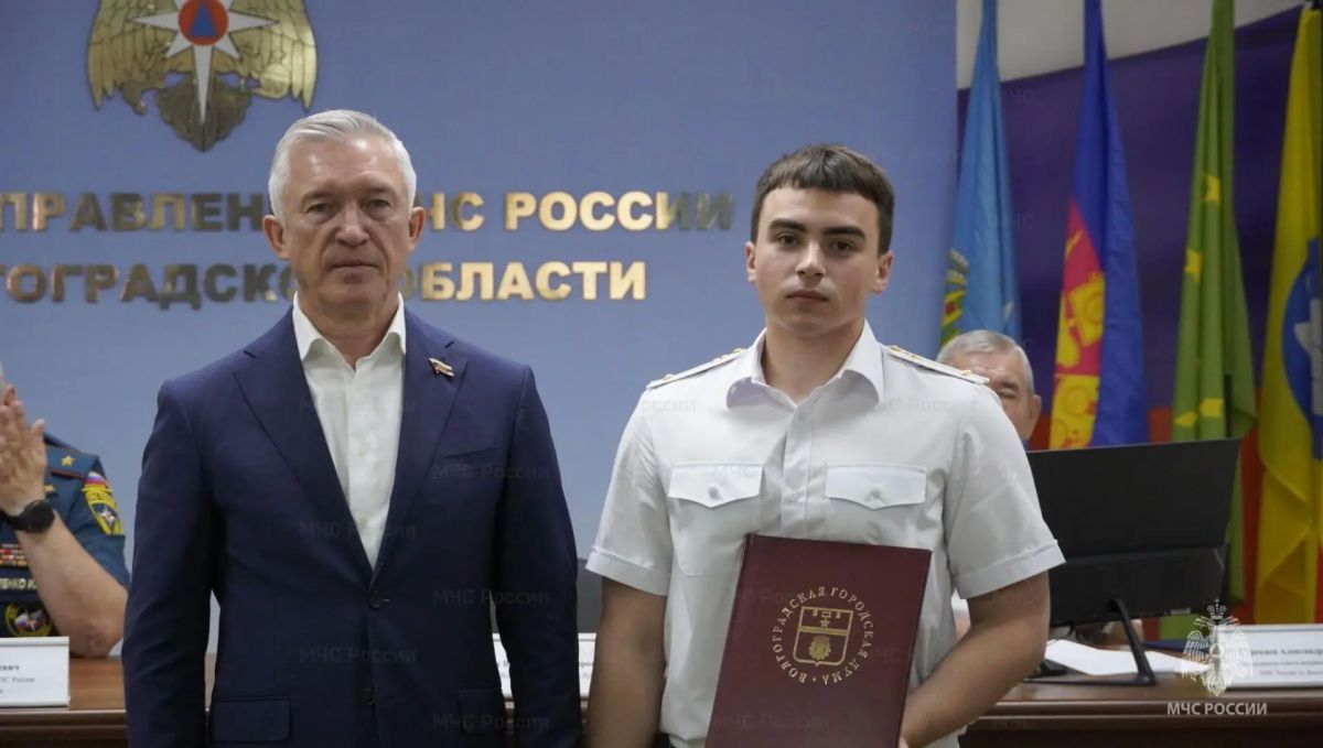 99 лет на страже безопасности - сотрудников Государственного пожарного надзора поздравили с предстоящим профессиональным праздником 99 лет на страже безопасности - сотрудников Государственного пожарного надзора поздравили с предстоящим профессиональным праздником