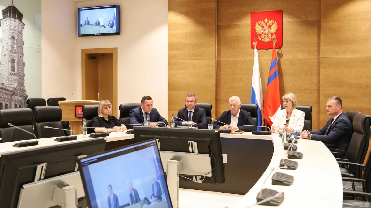 В Госдуме проходят отчеты председателей комитетов об их работе по итогам VIII созыва В Госдуме проходят отчеты председателей комитетов об их работе по итогам VIII созыва