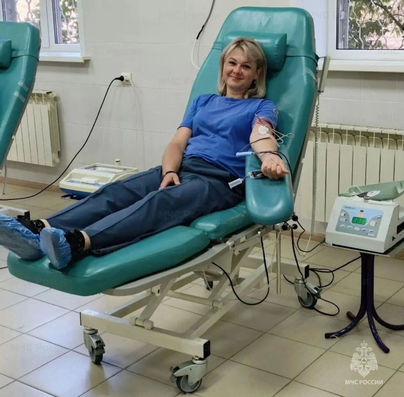 Камышинские огнеборцы приняли участие в акции «Я – донор» Камышинские огнеборцы приняли участие в акции «Я – донор»