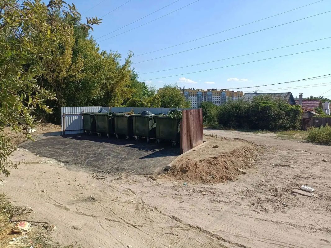 В Волгограде в результате принятых прокуратурой мер оборудована контейнерная площадка В Волгограде в результате принятых прокуратурой мер оборудована контейнерная площадка