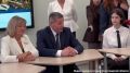 Губернатор Андрей Бочаров посетил обновленную гимназию № 14 в Краснооктябрьском районе Волгограда