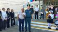 Сергей Лупандин и его 15-летний пасынок Иван Иванов спасли четырех человек, трое из которых дети, из горящего жилого дома в хуторе Озерки Иловлинского района Волгоградской области 12 апреля, сообщили в ГУ МЧС России по...