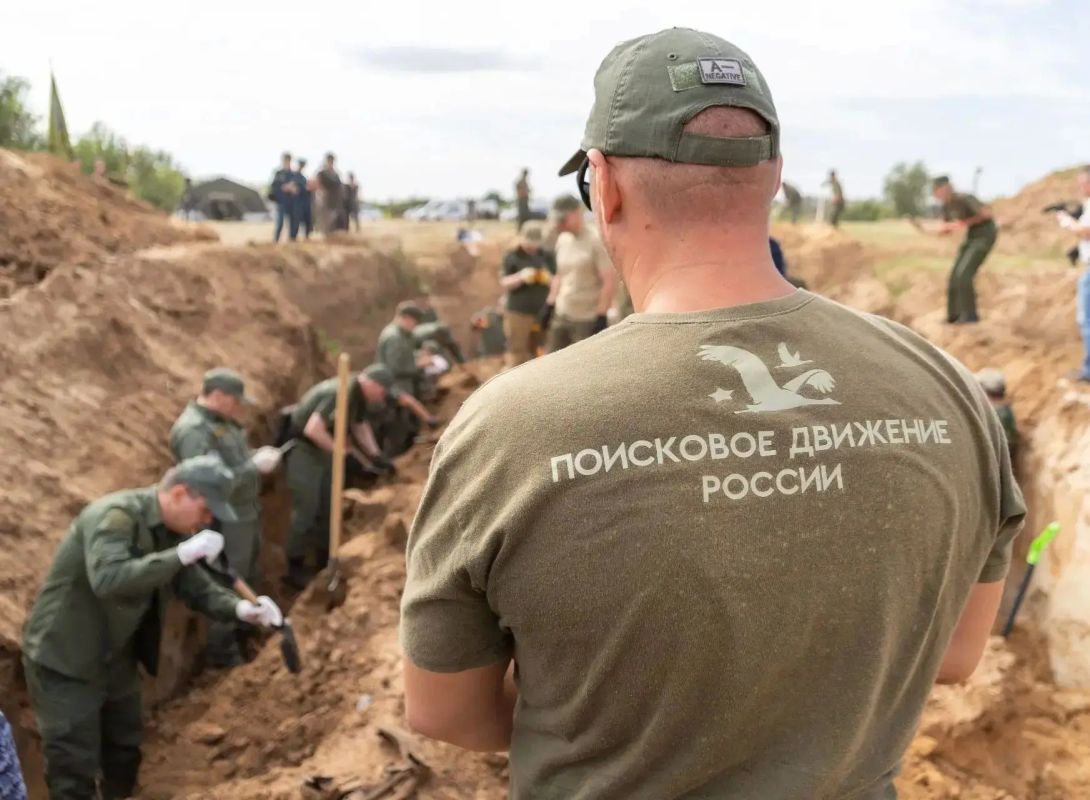 Руководство и работники прокуратуры Волгоградской области приняли участие в открытии Вахты Памяти на месте немецкого пересыльного лагеря «ДУЛАГ 205» Руководство и работники прокуратуры Волгоградской области приняли участие в открытии Вахты Памяти на месте немецкого пересыльного лагеря «ДУЛАГ 205»