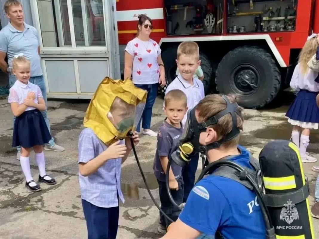 Будни пожарной части глазами школьников Будни пожарной части глазами школьников