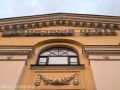 ИЗ ИСТОРИИ. В Волгограде на проспекте им. В.И. Ленина стоит здание сталинской постройки, на фронтоне которого красуется надпись "Диализный центр"