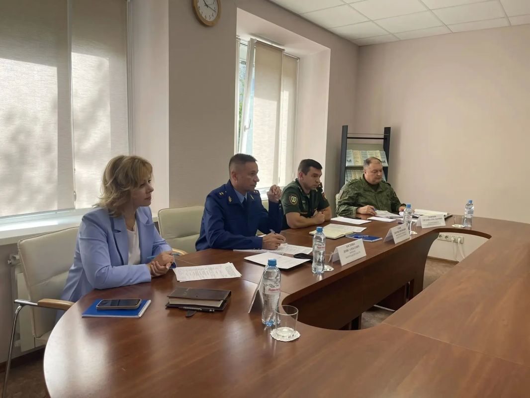 На площадке филиала фонда «Защитники Отечества» продолжается практика проведения приемов граждан по личным вопросам На площадке филиала фонда «Защитники Отечества» продолжается практика проведения приемов граждан по личным вопросам