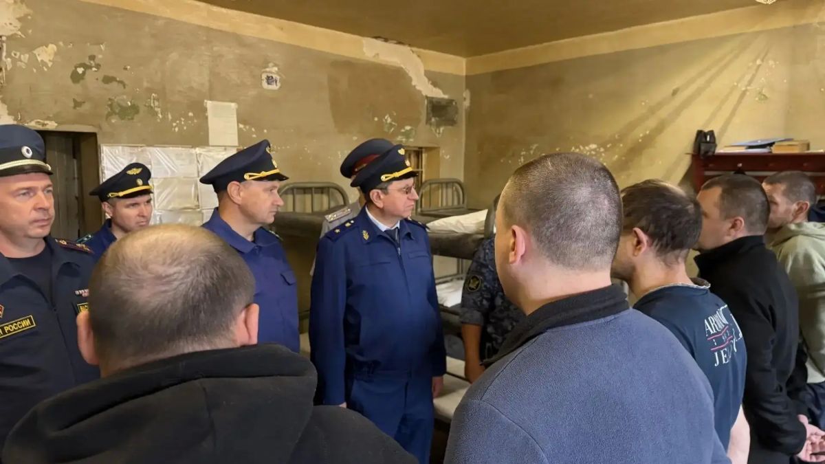 Заместителем прокурора Волгоградской области проведена проверка подразделений системы исполнения уголовных наказаний, расположенных в городе Урюпинске Заместителем прокурора Волгоградской области проведена проверка подразделений системы исполнения уголовных наказаний, расположенных в городе Урюпинске