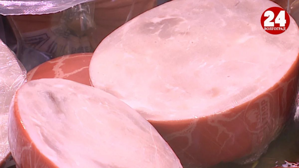 Волгоградского бизнесмена оштрафовали за продажу небезопасной мясной и молочной продукции