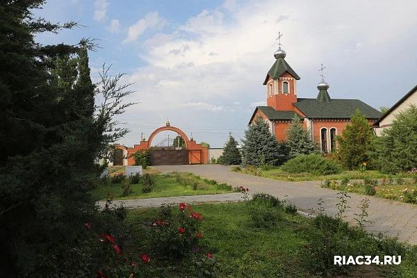 Древнейшие монастыри и чудотворные иконы: куда отправиться в паломничество в Волгоградской области Древнейшие монастыри и чудотворные иконы: куда отправиться в паломничество в Волгоградской области