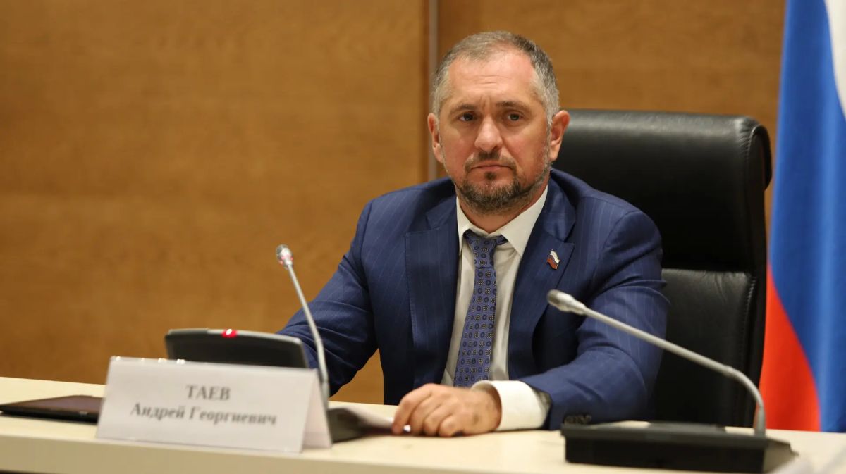 Комитет облдумы по молодежной политике, развитию физкультуры и спорта рассмотрел и поддержал инициативу Молодежного парламента региона по совершенствованию закона о патриотическом и духовно-нравственном воспитании Комитет облдумы по молодежной политике, развитию физкультуры и спорта рассмотрел и поддержал инициативу Молодежного парламента региона по совершенствованию закона о патриотическом и духовно-нравственном воспитании