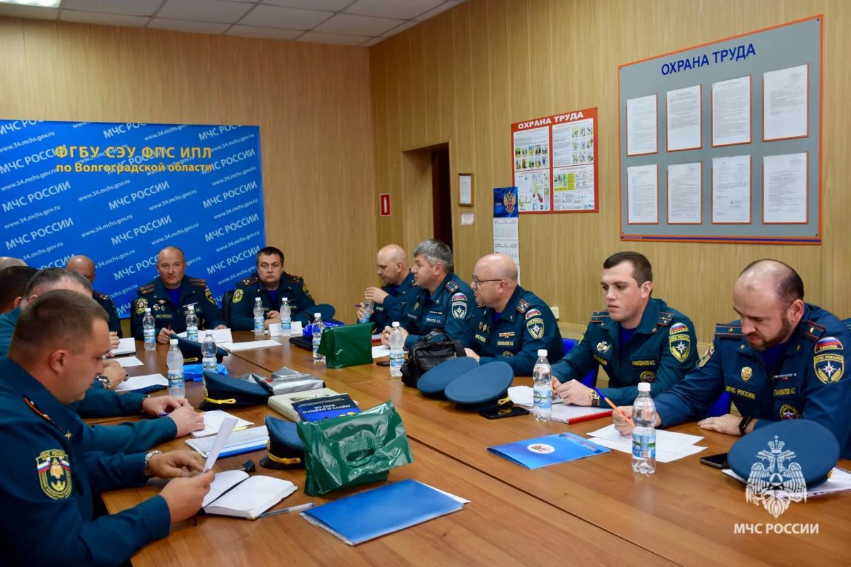 Когда даже теория — это вопрос безопасности: в Волгоградской области выбирают лучших экспертов пожарной службы Когда даже теория — это вопрос безопасности: в Волгоградской области выбирают лучших экспертов пожарной службы