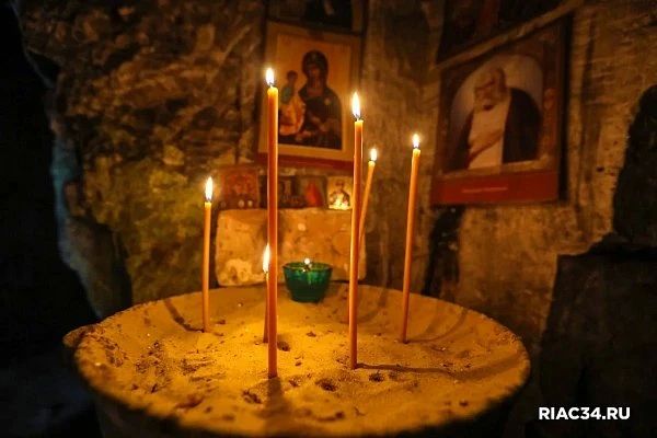 Древнейшие монастыри и чудотворные иконы: куда отправиться в паломничество в Волгоградской области Древнейшие монастыри и чудотворные иконы: куда отправиться в паломничество в Волгоградской области
