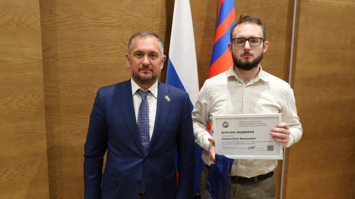 Комитет облдумы по молодежной политике, развитию физкультуры и спорта рассмотрел и поддержал инициативу Молодежного парламента региона по совершенствованию закона о патриотическом и духовно-нравственном воспитании Комитет облдумы по молодежной политике, развитию физкультуры и спорта рассмотрел и поддержал инициативу Молодежного парламента региона по совершенствованию закона о патриотическом и духовно-нравственном воспитании