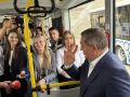 «Объемы поставок постоянно увеличиваем»: губернатор посмотрел с молодёжью новый транспорт и рассказал о ситуации с бензином