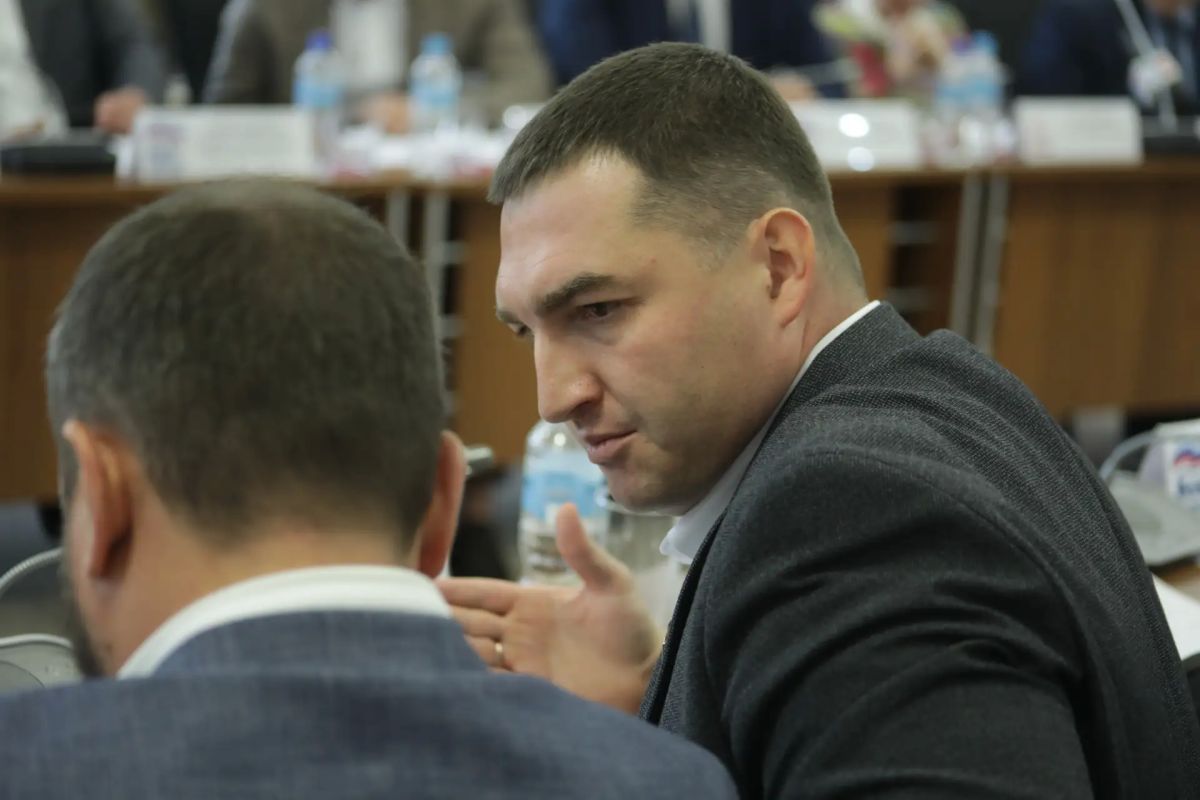 Наименование «Сквер им. Говорухина» официально закреплено за новой общественной территорией Наименование «Сквер им. Говорухина» официально закреплено за новой общественной территорией