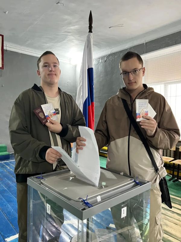 Первый день голосования завершен Первый день голосования завершен