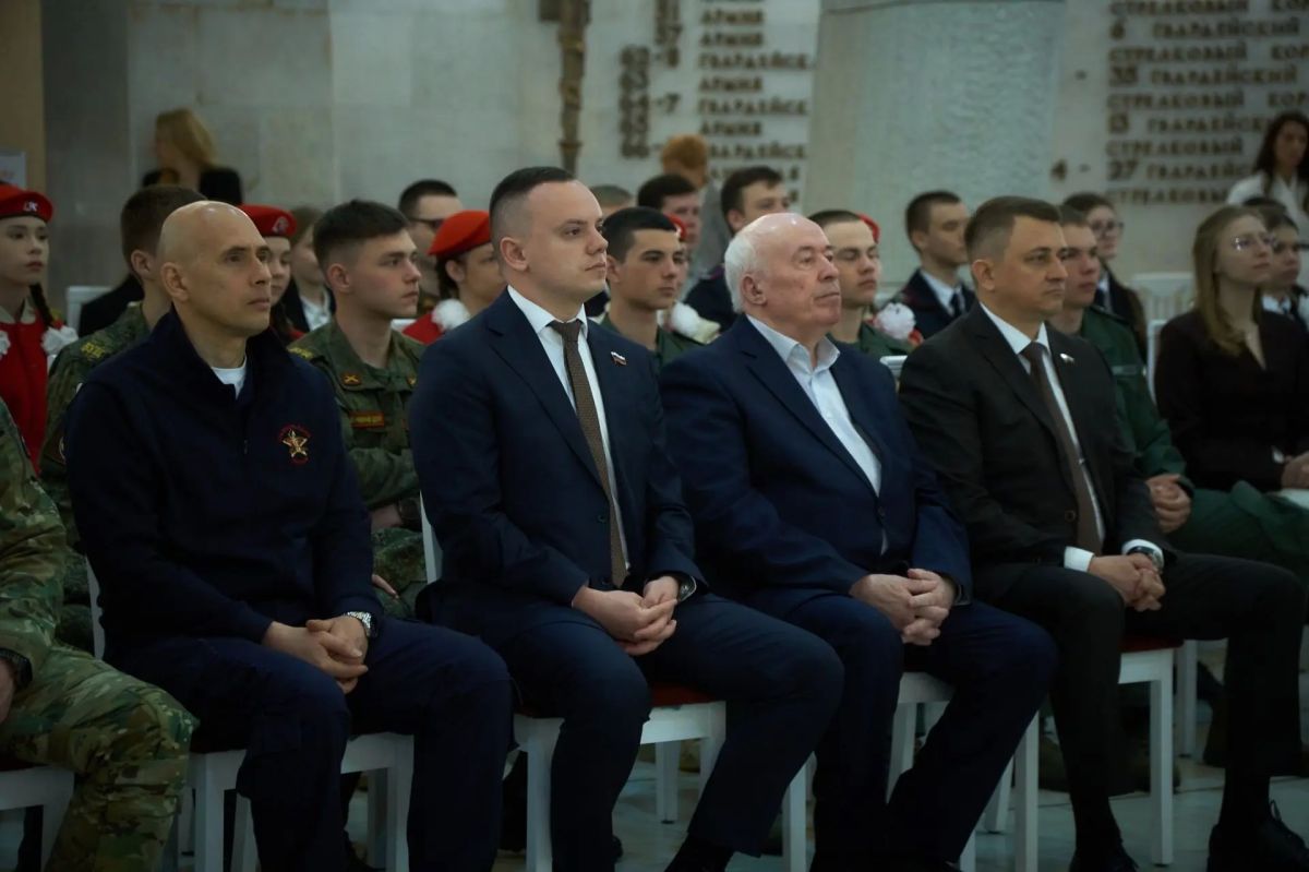 Сегодня день рождения у депутата Волгоградской городской Думы Михаила Харитонина Сегодня день рождения у депутата Волгоградской городской Думы Михаила Харитонина