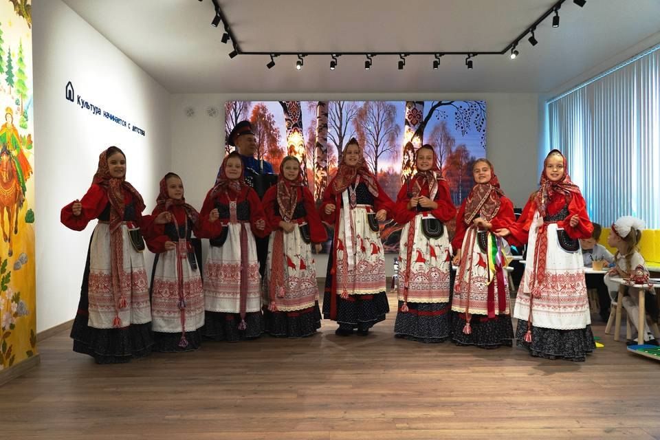 В Волгоградской области открылся первый детский культурно-просветительский центр «Наследники»