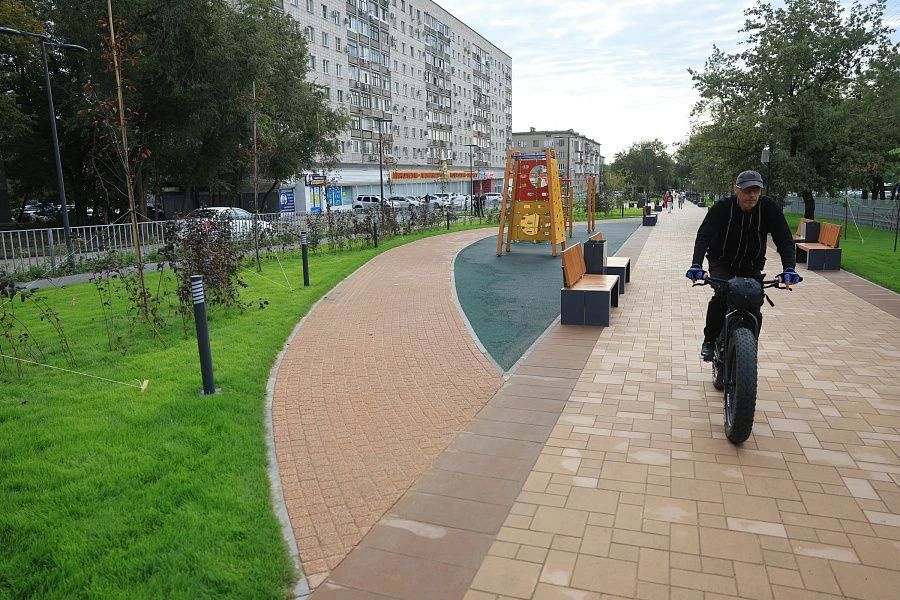 Трехлетние работы по благоустройству проспекта Металлургов завершены, теперь его решили продлить за Вторую продольную Трехлетние работы по благоустройству проспекта Металлургов завершены, теперь его решили продлить за Вторую продольную