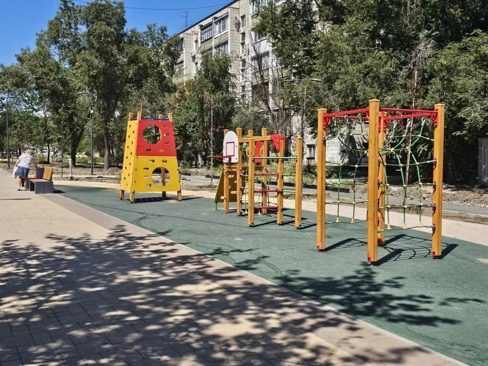 Трехлетние работы по благоустройству проспекта Металлургов завершены, теперь его решили продлить за Вторую продольную Трехлетние работы по благоустройству проспекта Металлургов завершены, теперь его решили продлить за Вторую продольную