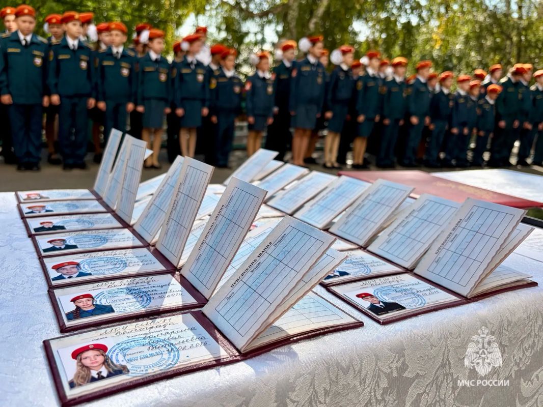 Торжественная клятва кадета: важный шаг на пути к служению Родине Торжественная клятва кадета: важный шаг на пути к служению Родине