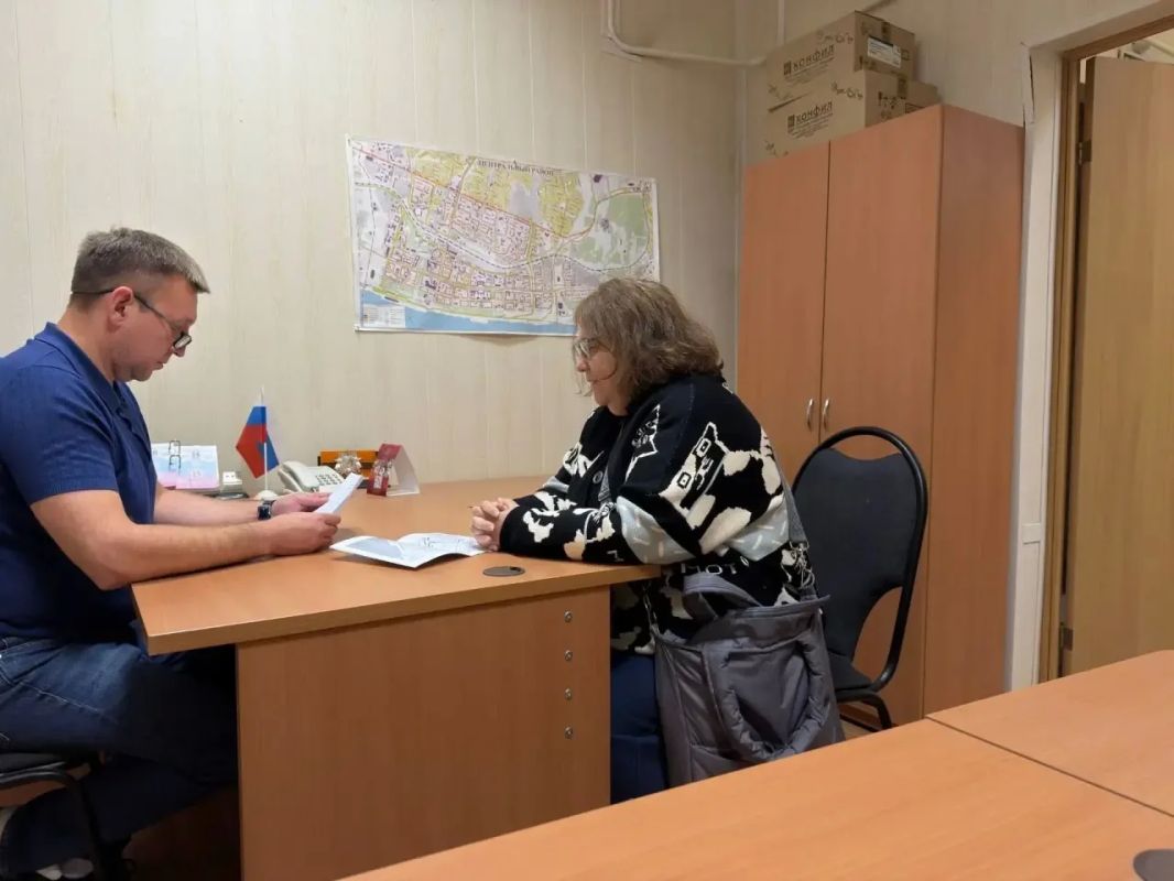 На минувшей неделе провел прием граждан На минувшей неделе провел прием граждан
