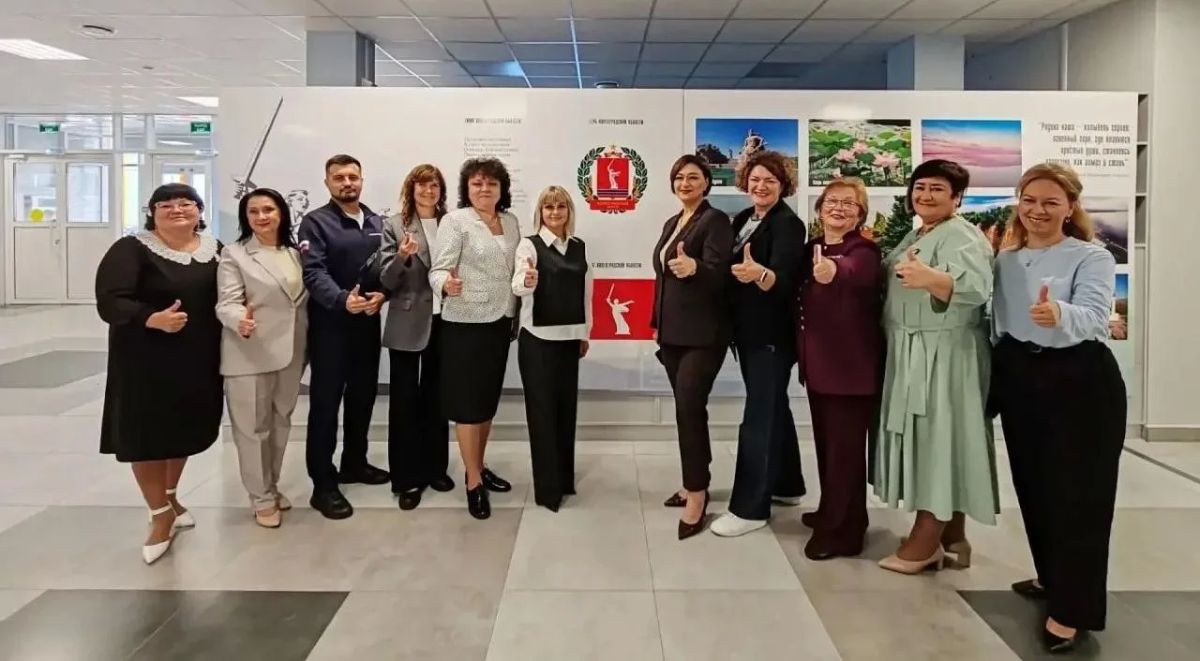 В Волжском состоялся I съезд родительской общественности, объединивший активы родительских комитетов, руководителей образовательных учреждений и педагогов В Волжском состоялся I съезд родительской общественности, объединивший активы родительских комитетов, руководителей образовательных учреждений и педагогов