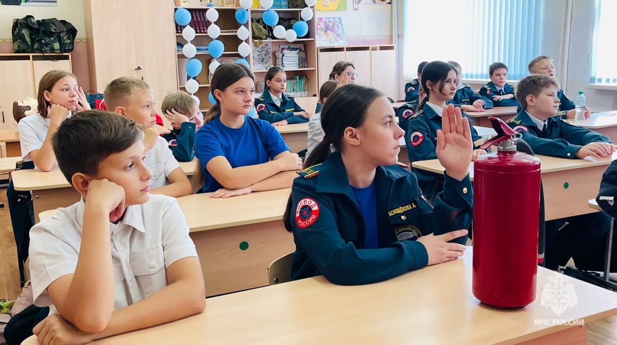 Знать - значит уметь: уроки безопасности для кадетских классов Знать - значит уметь: уроки безопасности для кадетских классов