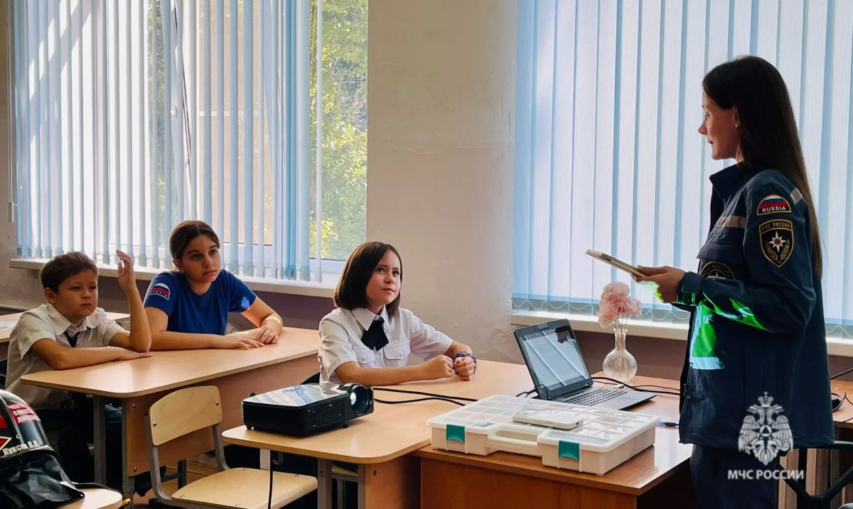 Знать - значит уметь: уроки безопасности для кадетских классов Знать - значит уметь: уроки безопасности для кадетских классов