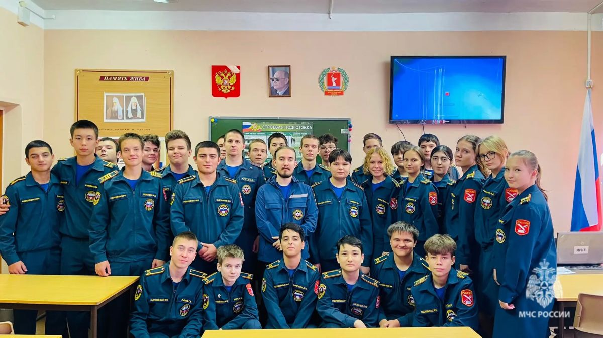 Знать - значит уметь: уроки безопасности для кадетских классов Знать - значит уметь: уроки безопасности для кадетских классов