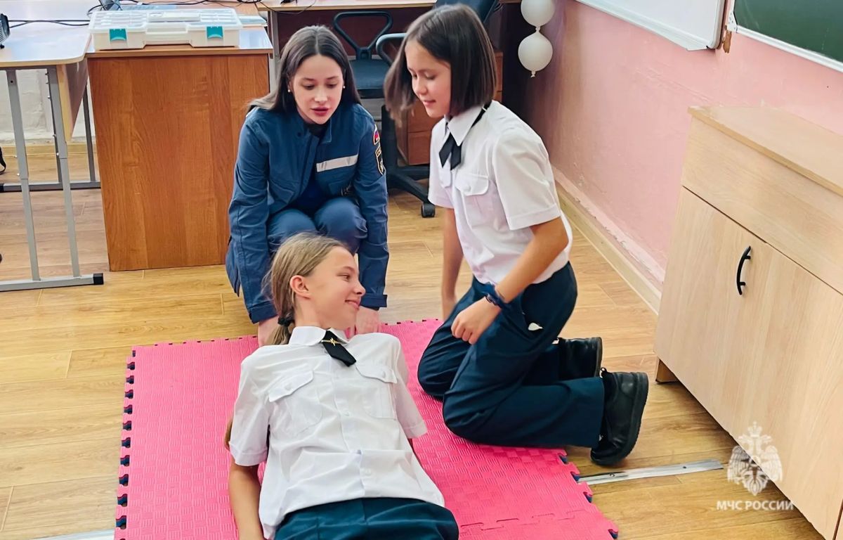 Знать - значит уметь: уроки безопасности для кадетских классов Знать - значит уметь: уроки безопасности для кадетских классов