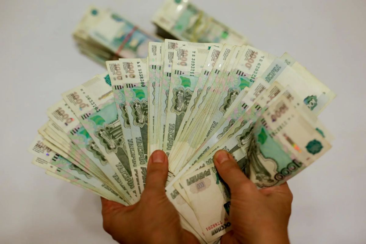 С 1 октября в России вырастет пенсия. У каких категорий граждан?