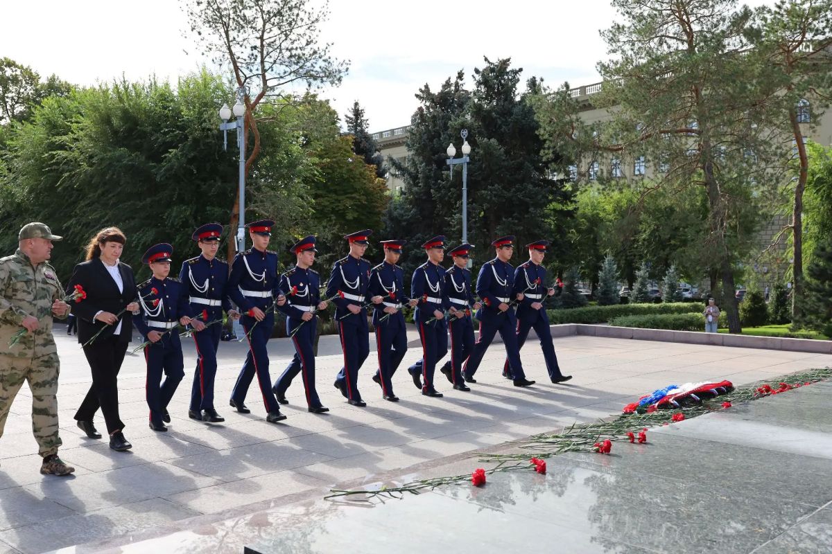 Сотрудники СУ СК России по Волгоградской области приняли участие во Всероссийской акции «Телеграмма Победы» Сотрудники СУ СК России по Волгоградской области приняли участие во Всероссийской акции «Телеграмма Победы»